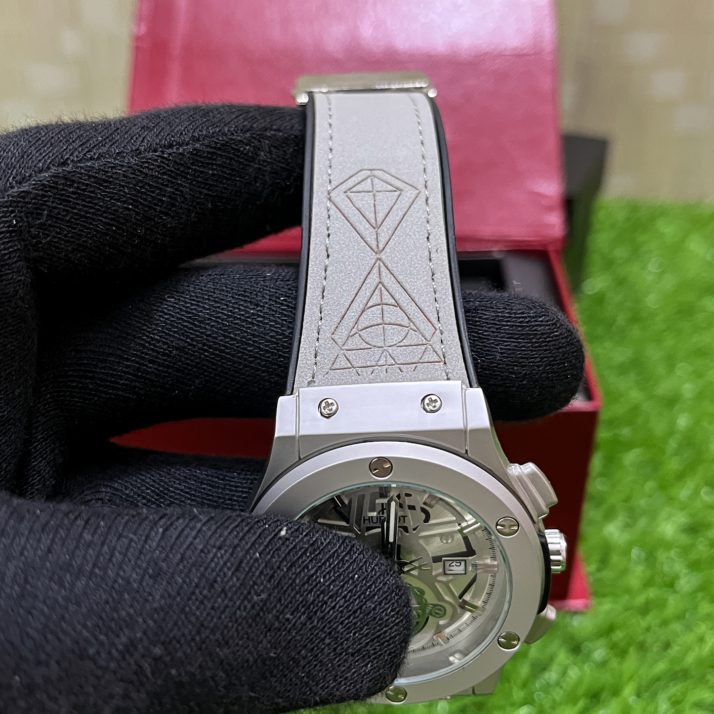 Phantom Skeleton Watch - Pearl White