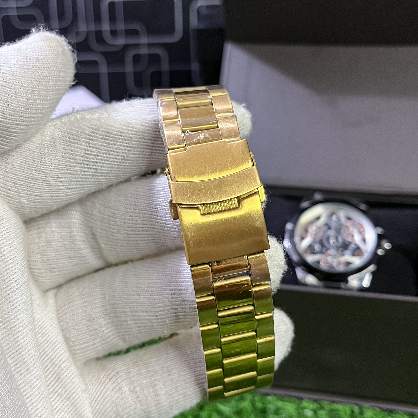 Premium Mechanical Watch - Golden