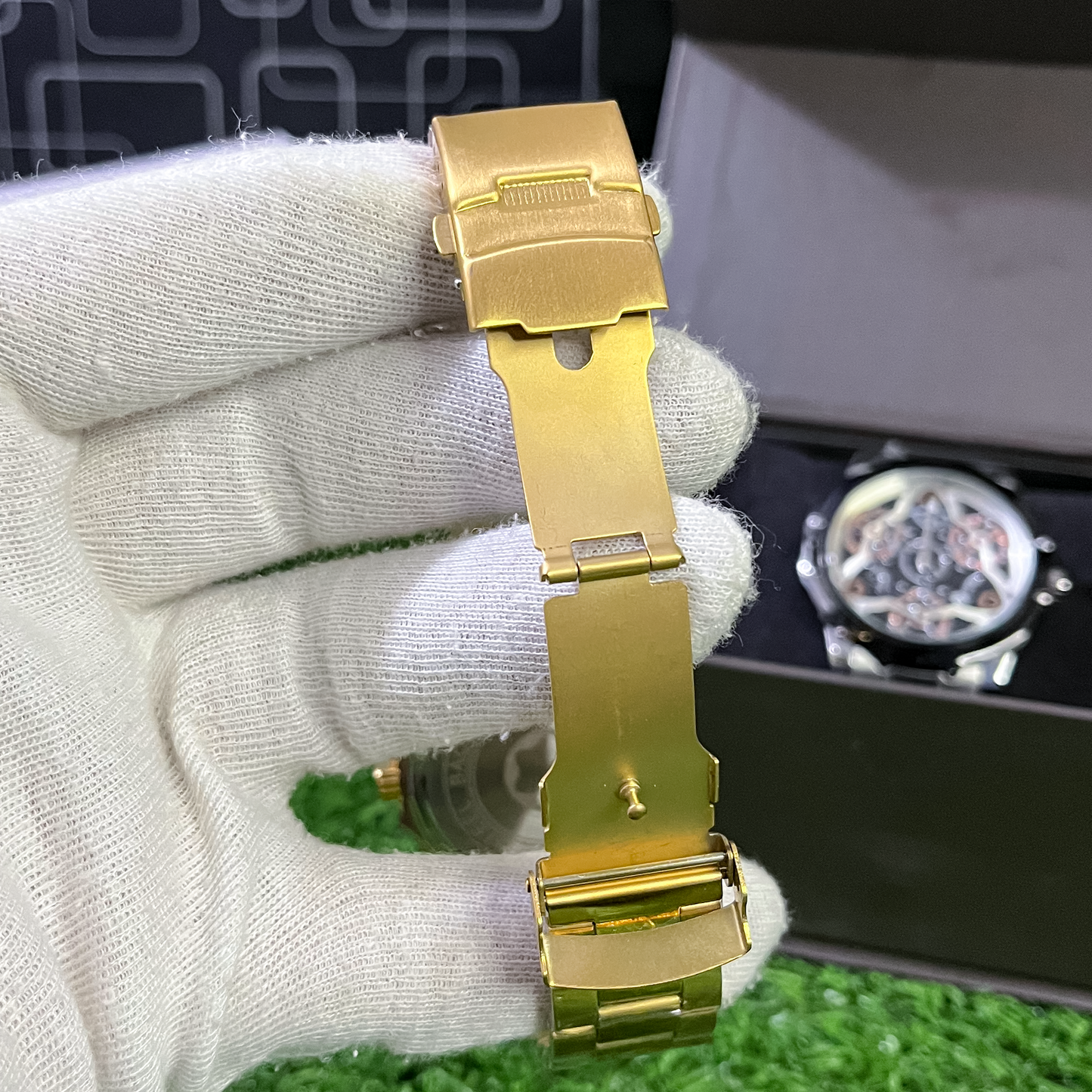 Premium Mechanical Watch - Golden